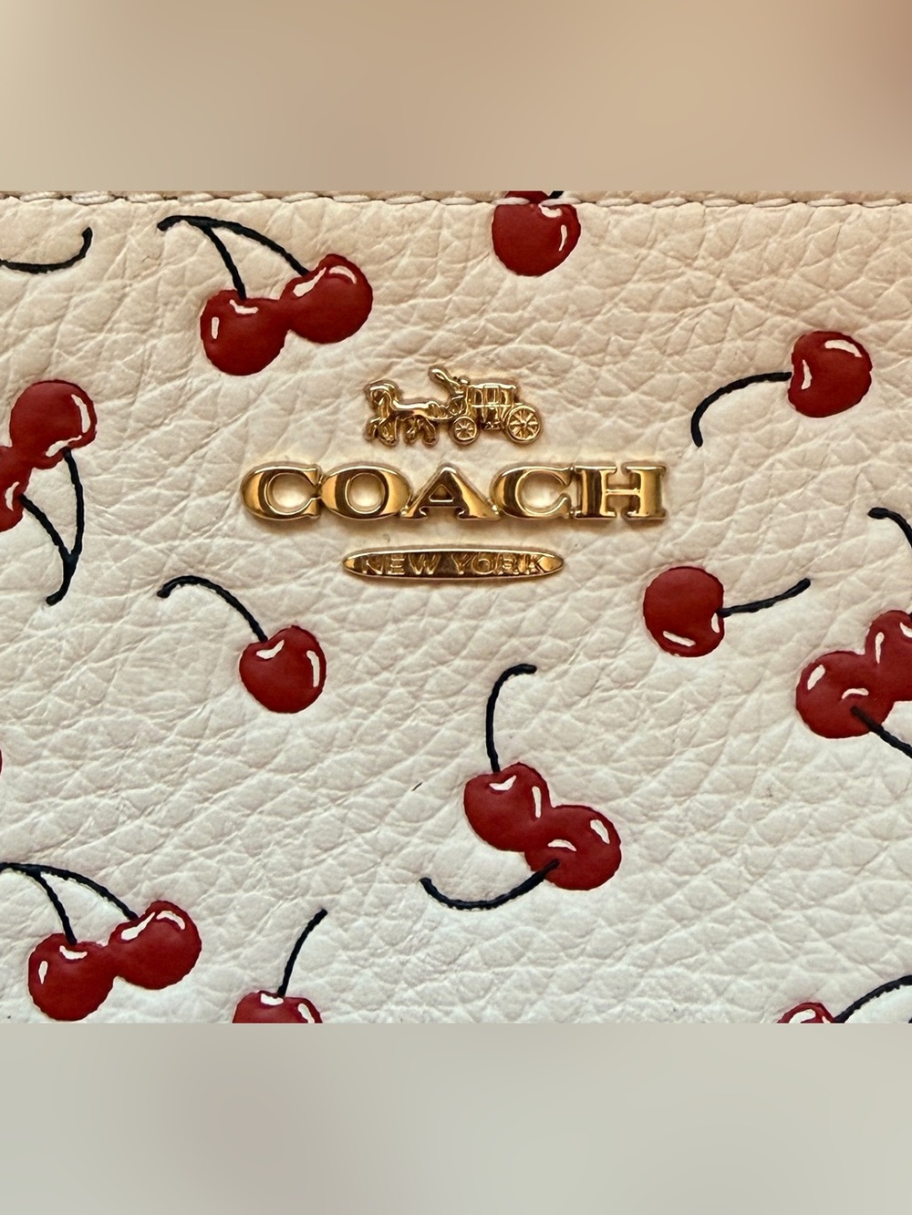 COACH Corner Zip Wristlet with Cherries 🍒 Print NWT - Picture 3 of 5